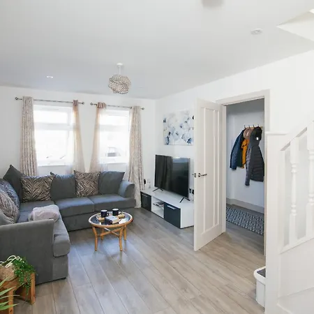 Entire House, 2 Bedrooms - Private With Free Parking In Oxford Buitenkant foto